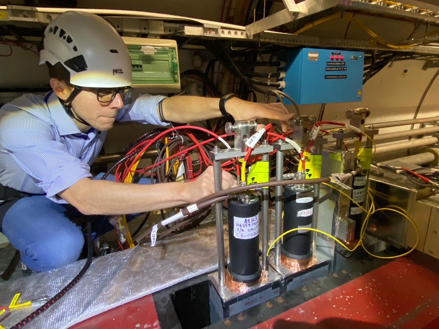 Figure 2: Post-Doctoral Research Associate Riccardo Longo installing the ATLAS ZDC in the LHC for the joint&nbsp;ZDC-LHCf run during September 2022.&nbsp;